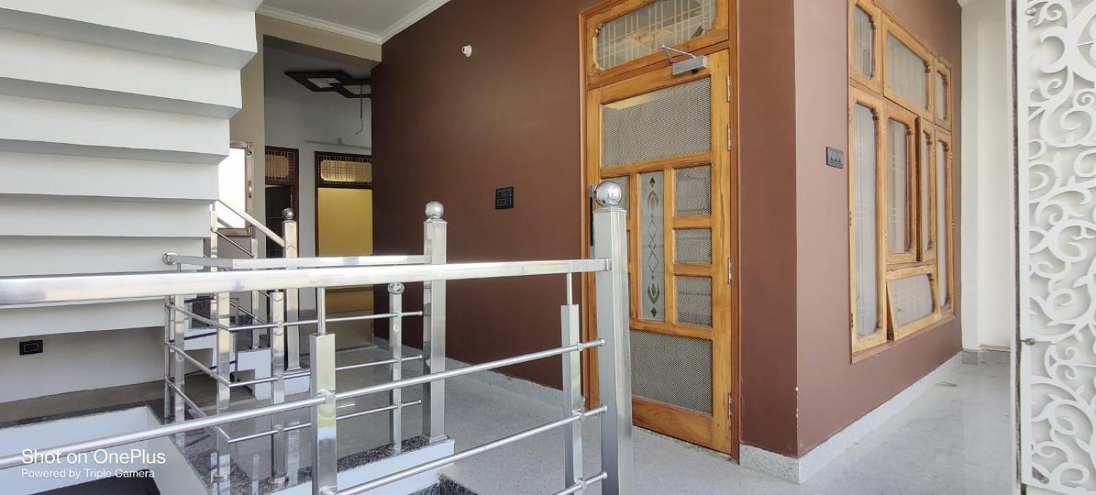 Blessing'S Home Stay 5 Bedrooms Luxury Villa Exquisite 5 Bedroom Villa Ideal Family Home Stay With Spacious Living 勒克瑙 外观 照片